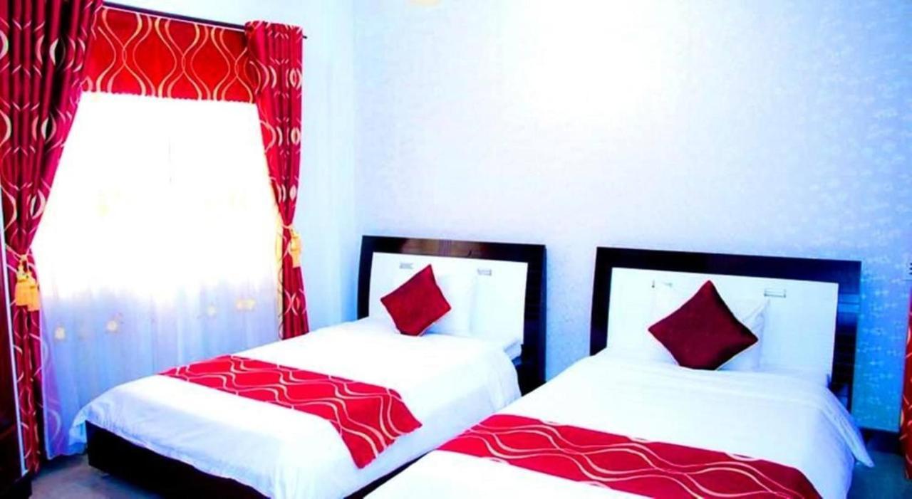Salina Hotel Дананг Екстериор снимка