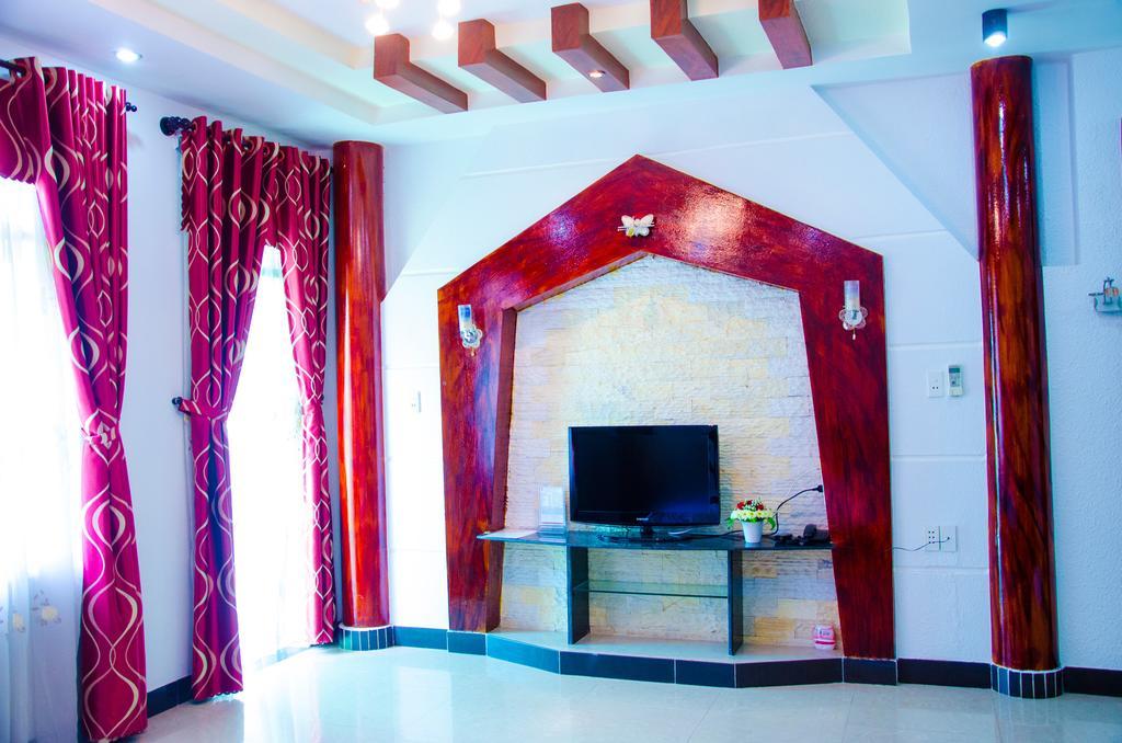 Salina Hotel Дананг Екстериор снимка