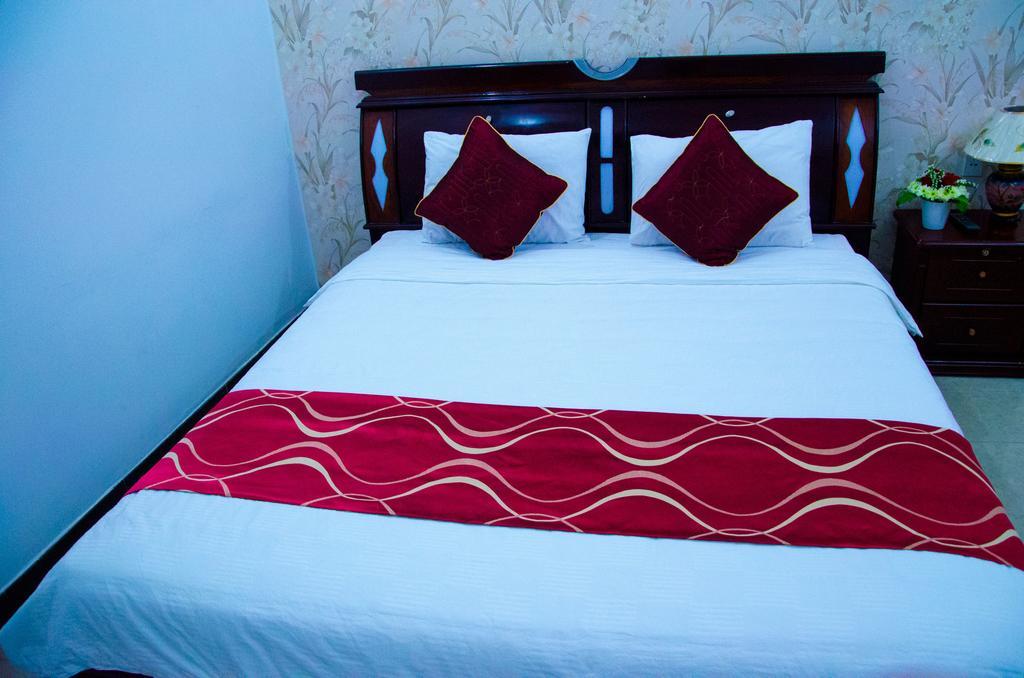 Salina Hotel Дананг Екстериор снимка