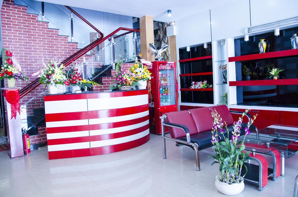 Salina Hotel Дананг Екстериор снимка